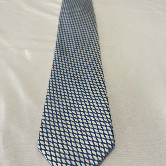Yves saint Laurent tie collection - Picture 4 of 9